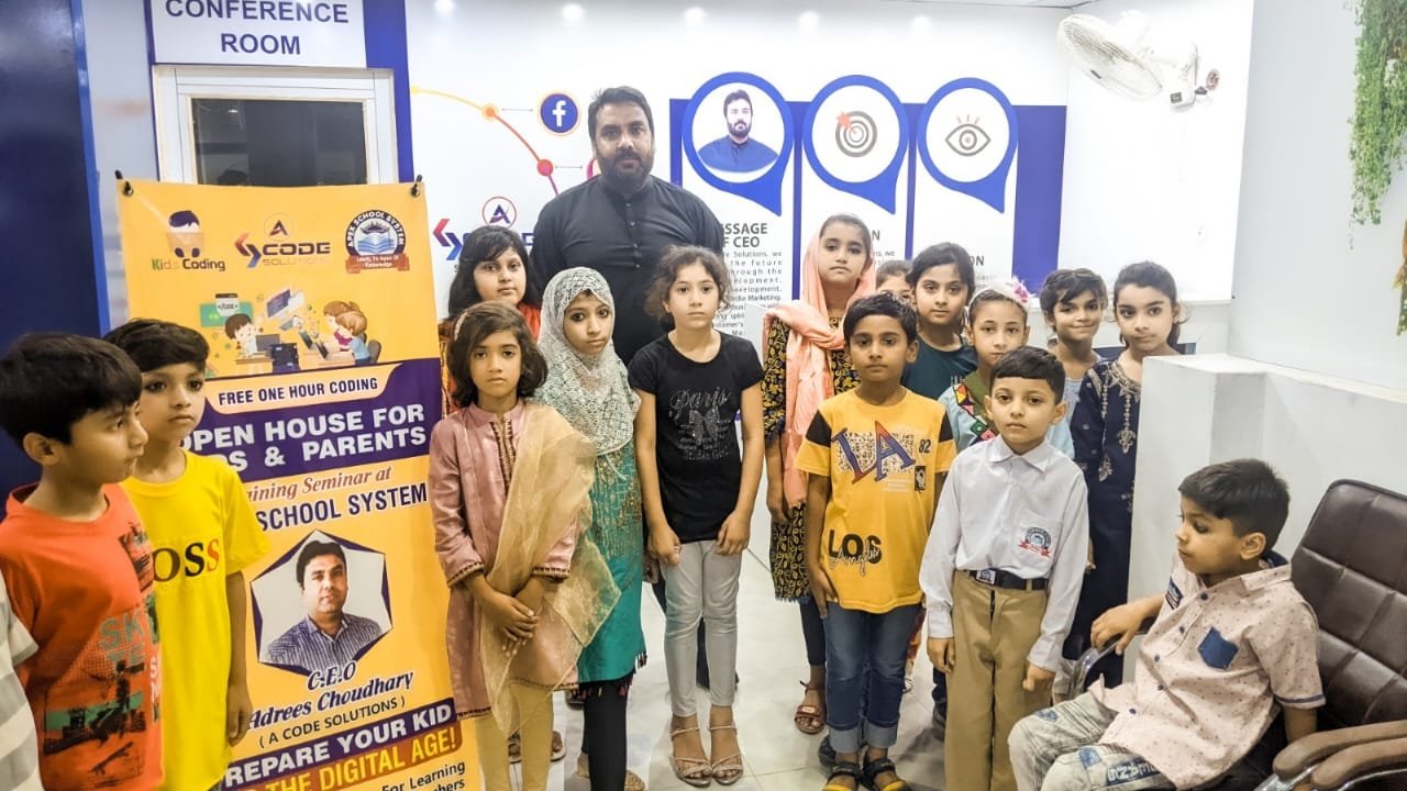 kids standing with the ceo of kids2coding - top coding courses for kids